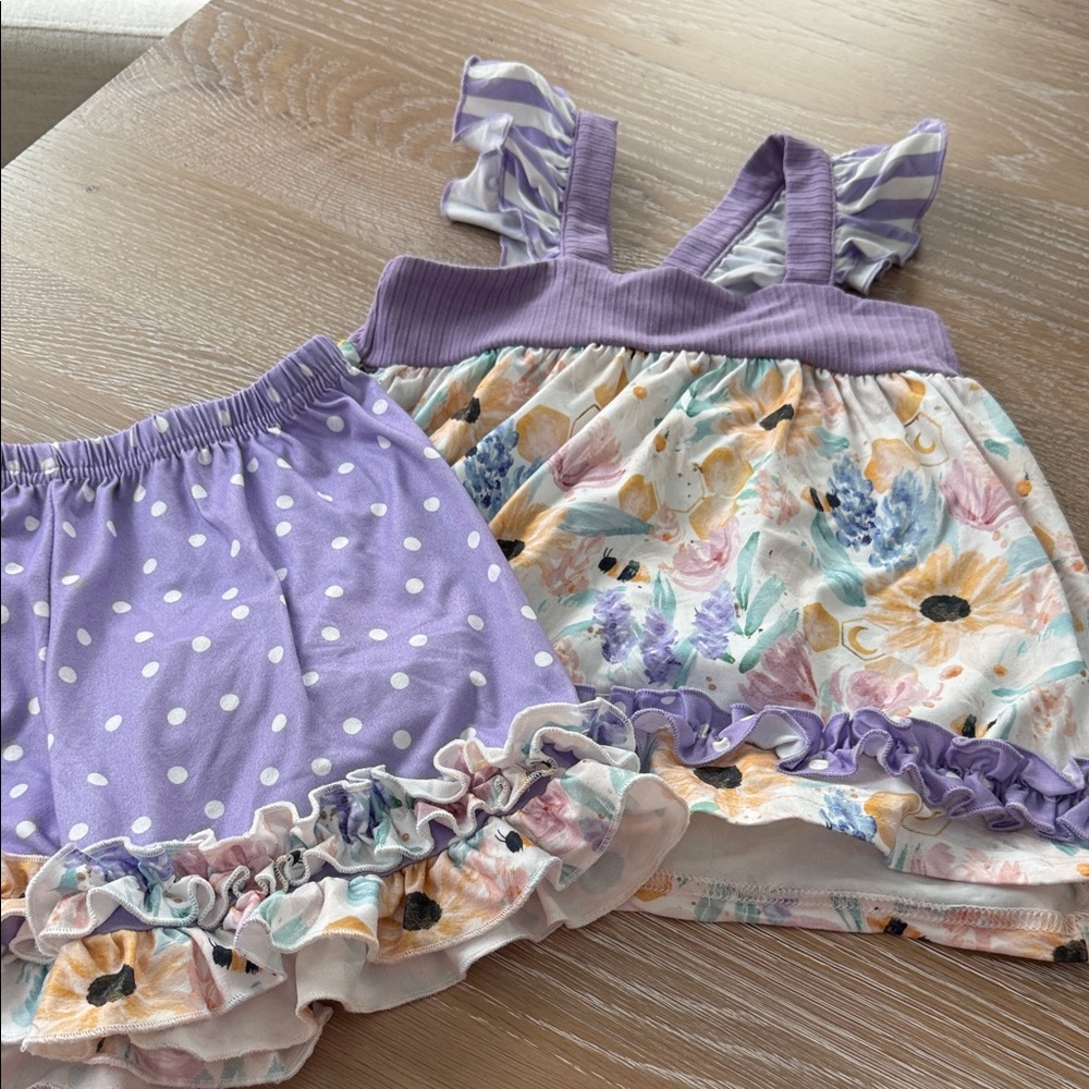 Marie Nicole outfit